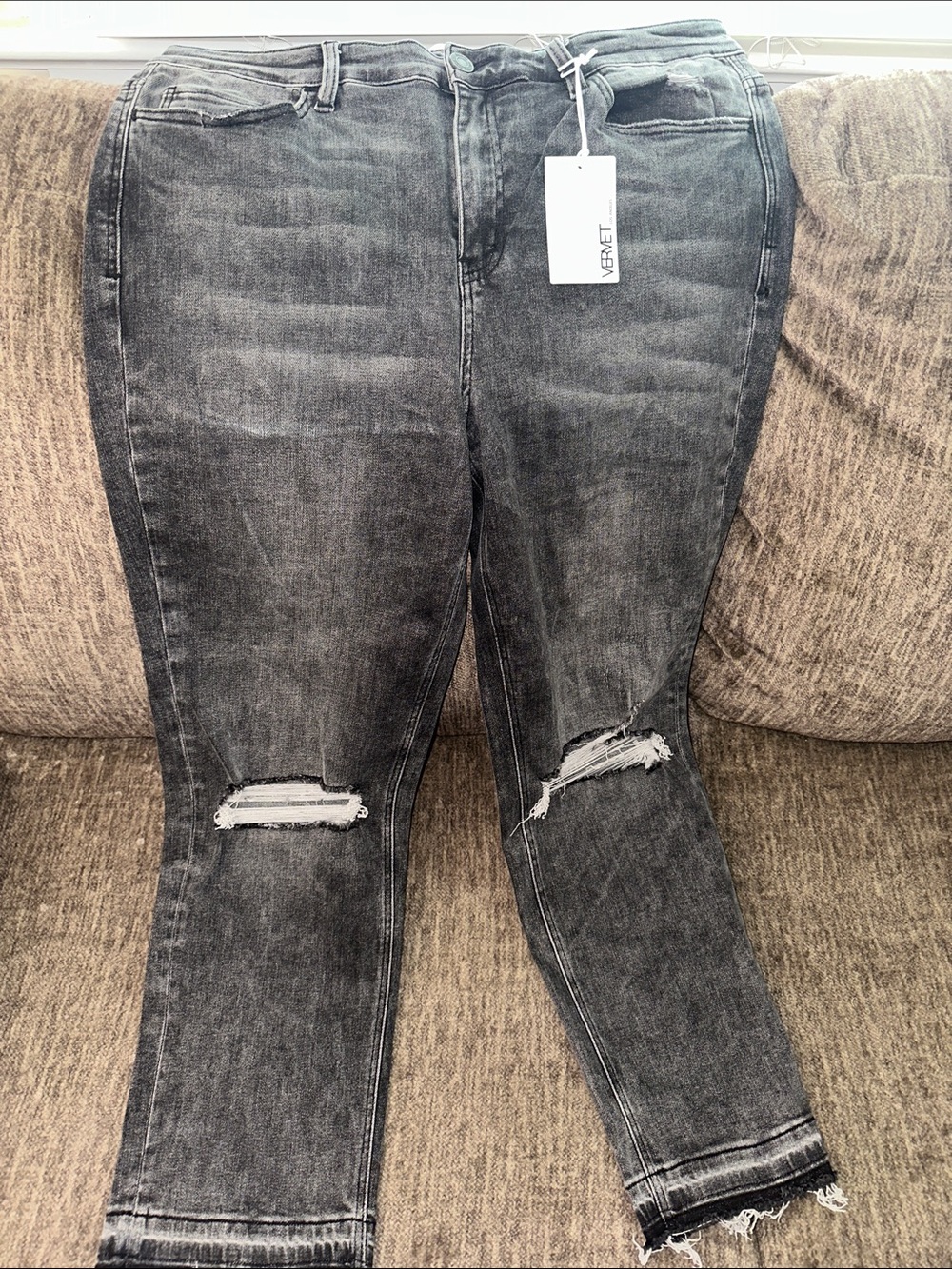 VERVET BY FLYING MONKEY Black Washed Straight Leg Jeans with Knee Distress